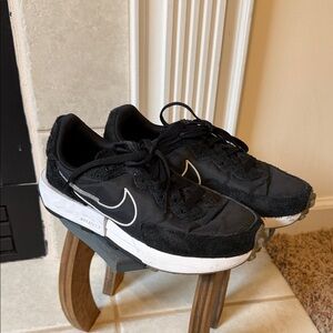 Nike Black and White Athletic Shoes